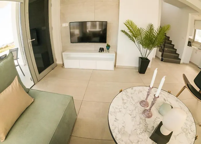 Vila Imperial Jade Gold Emerging 2 Protaras